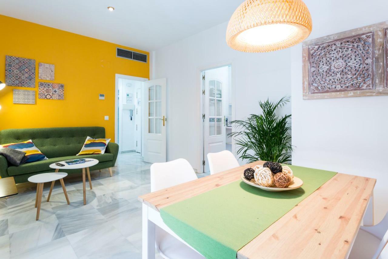 Uniko Home Sevilla Bagian luar foto