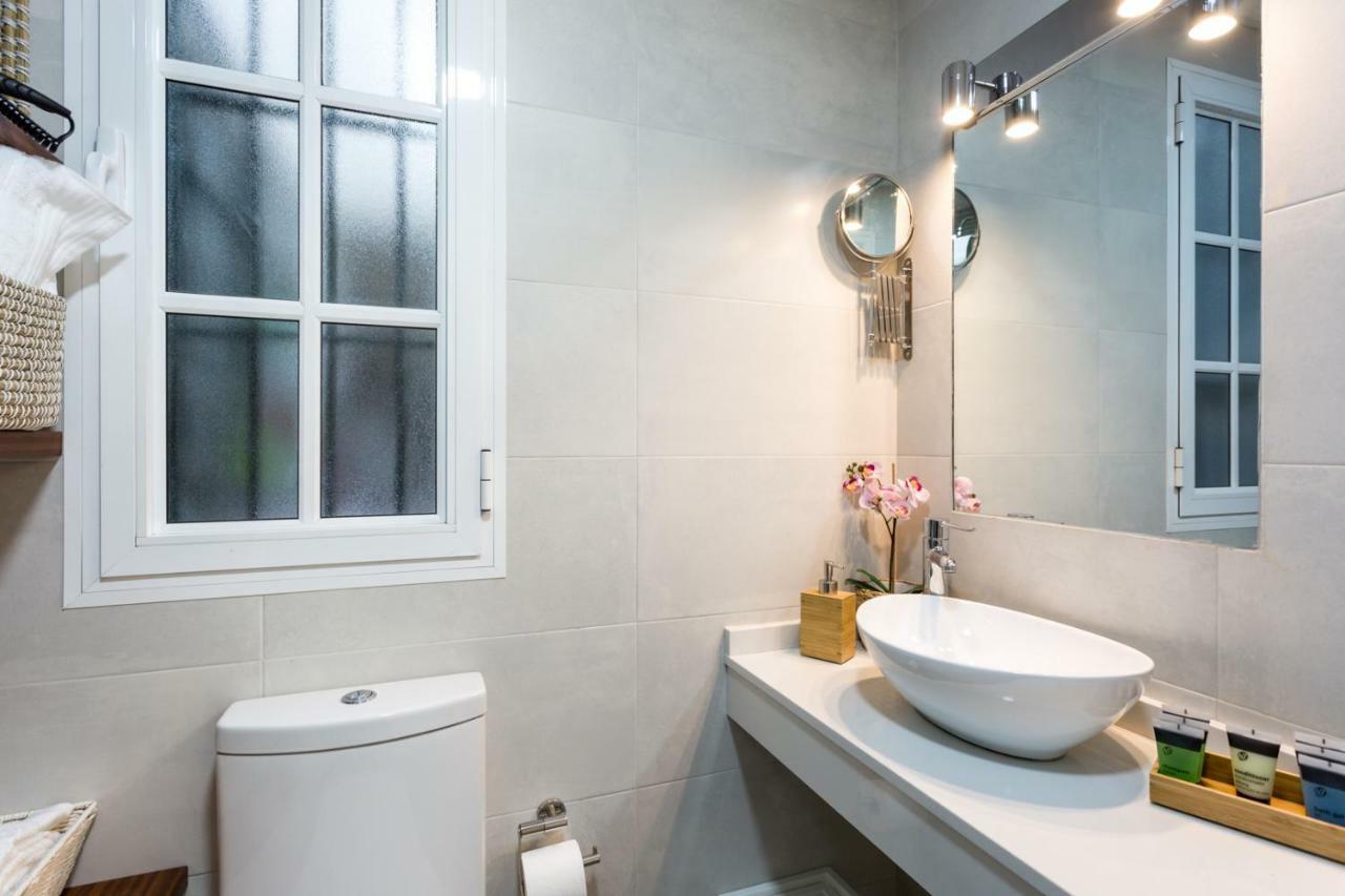 Uniko Home Sevilla Bagian luar foto