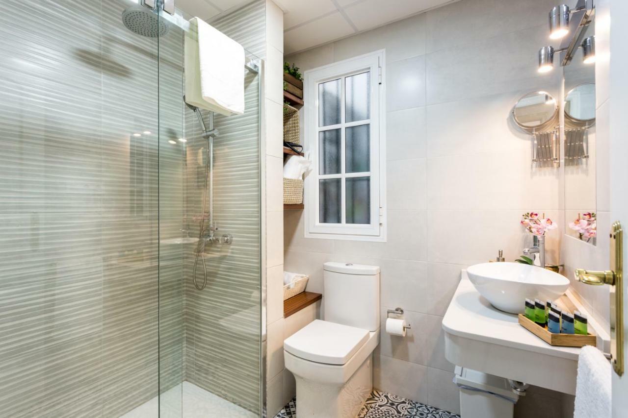 Uniko Home Sevilla Bagian luar foto