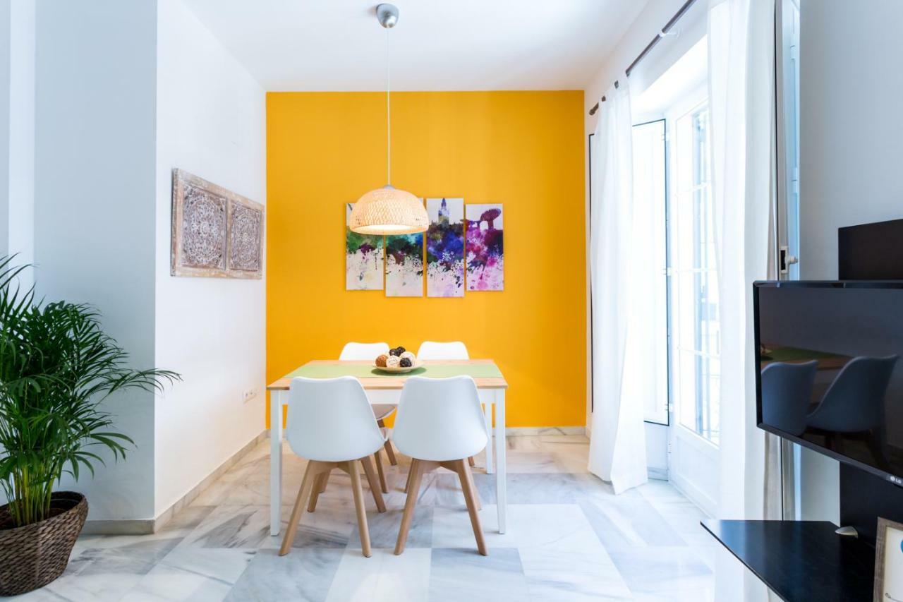 Uniko Home Sevilla Bagian luar foto