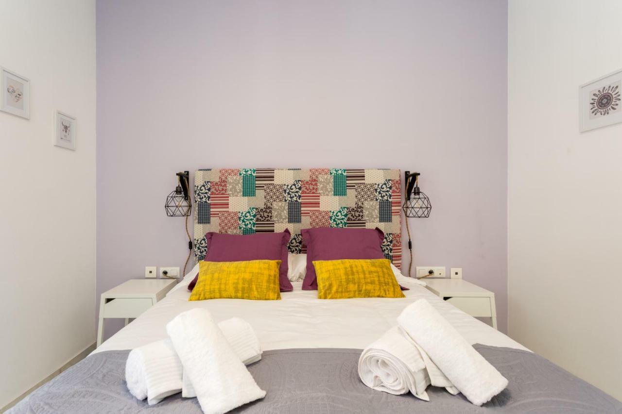 Uniko Home Sevilla Bagian luar foto